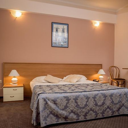 Hotel Reghina Timişoara Extérieur photo
