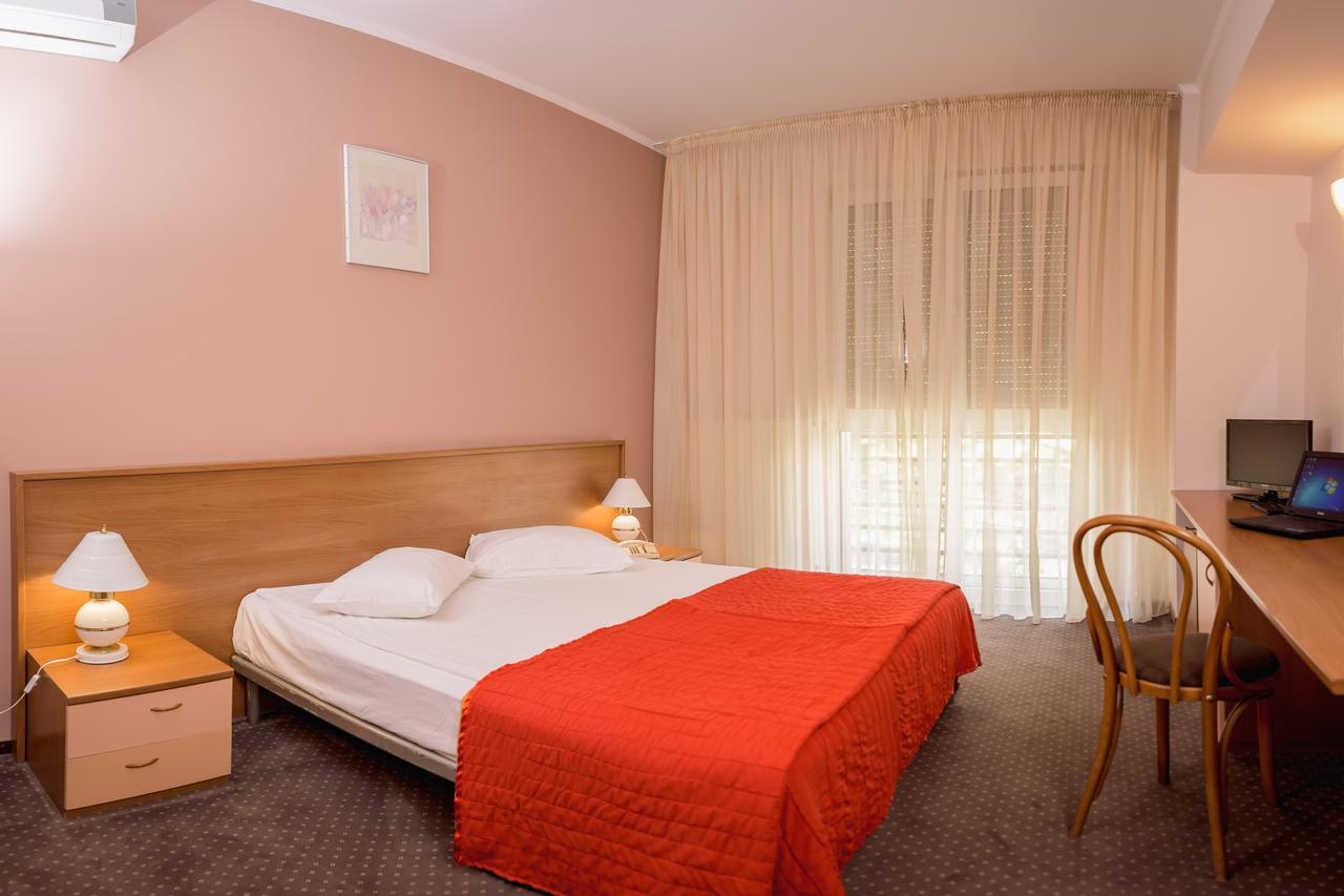 Hotel Reghina Timişoara Extérieur photo