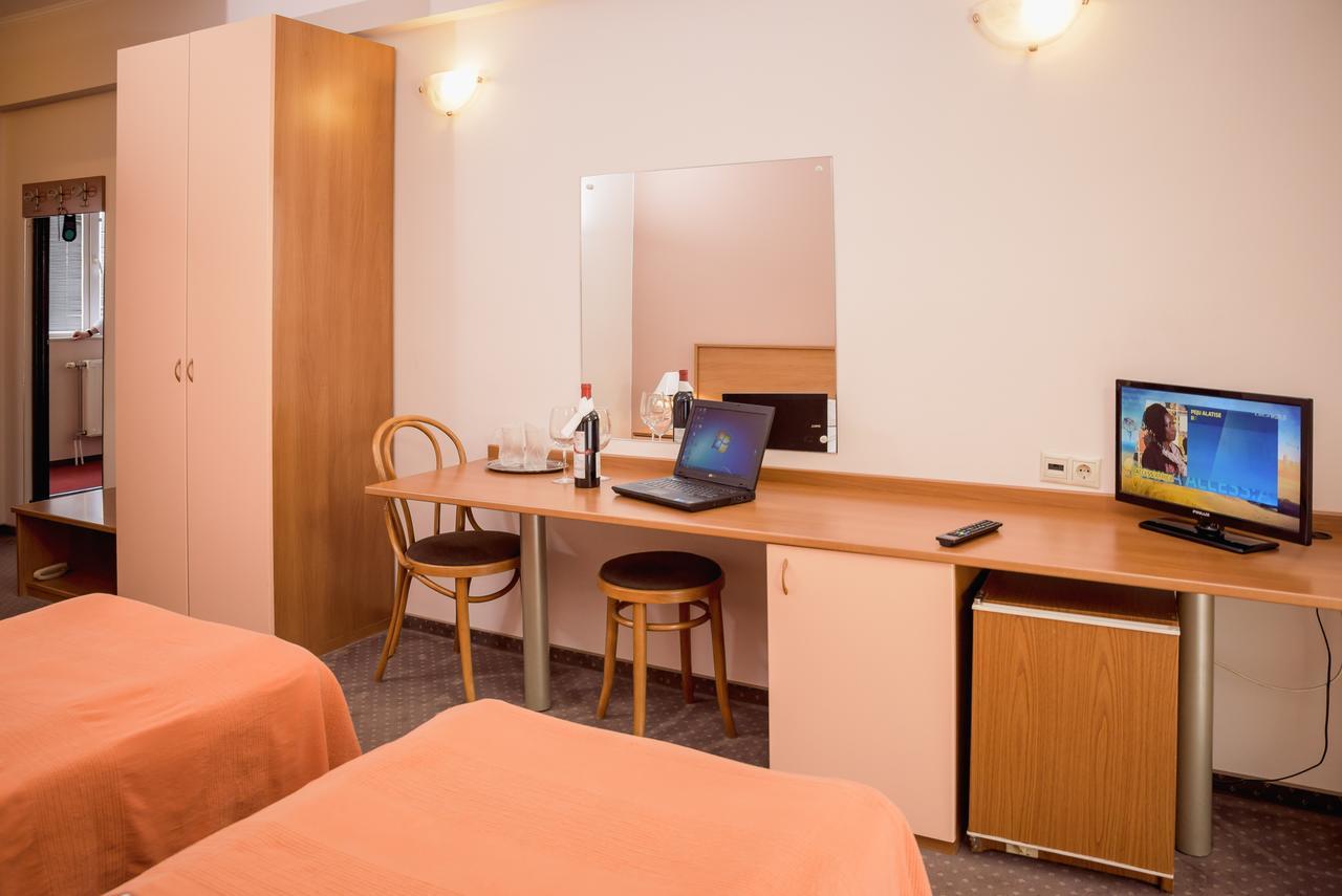 Hotel Reghina Timişoara Extérieur photo