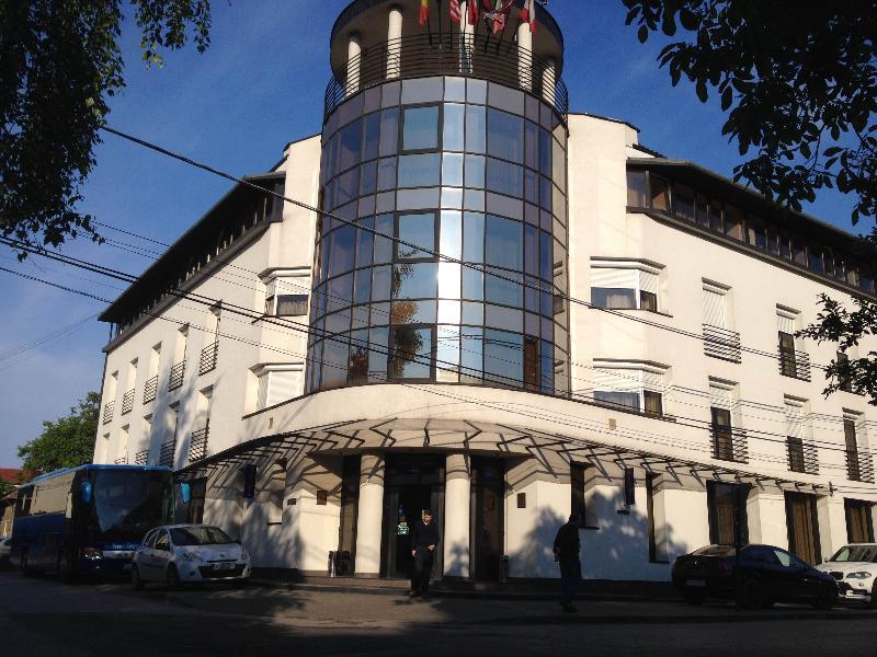 Hotel Reghina Timişoara Extérieur photo