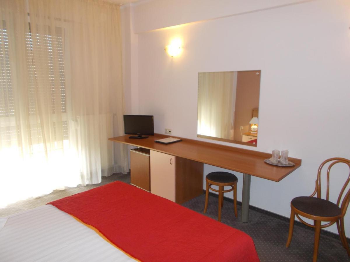 Hotel Reghina Timişoara Chambre photo